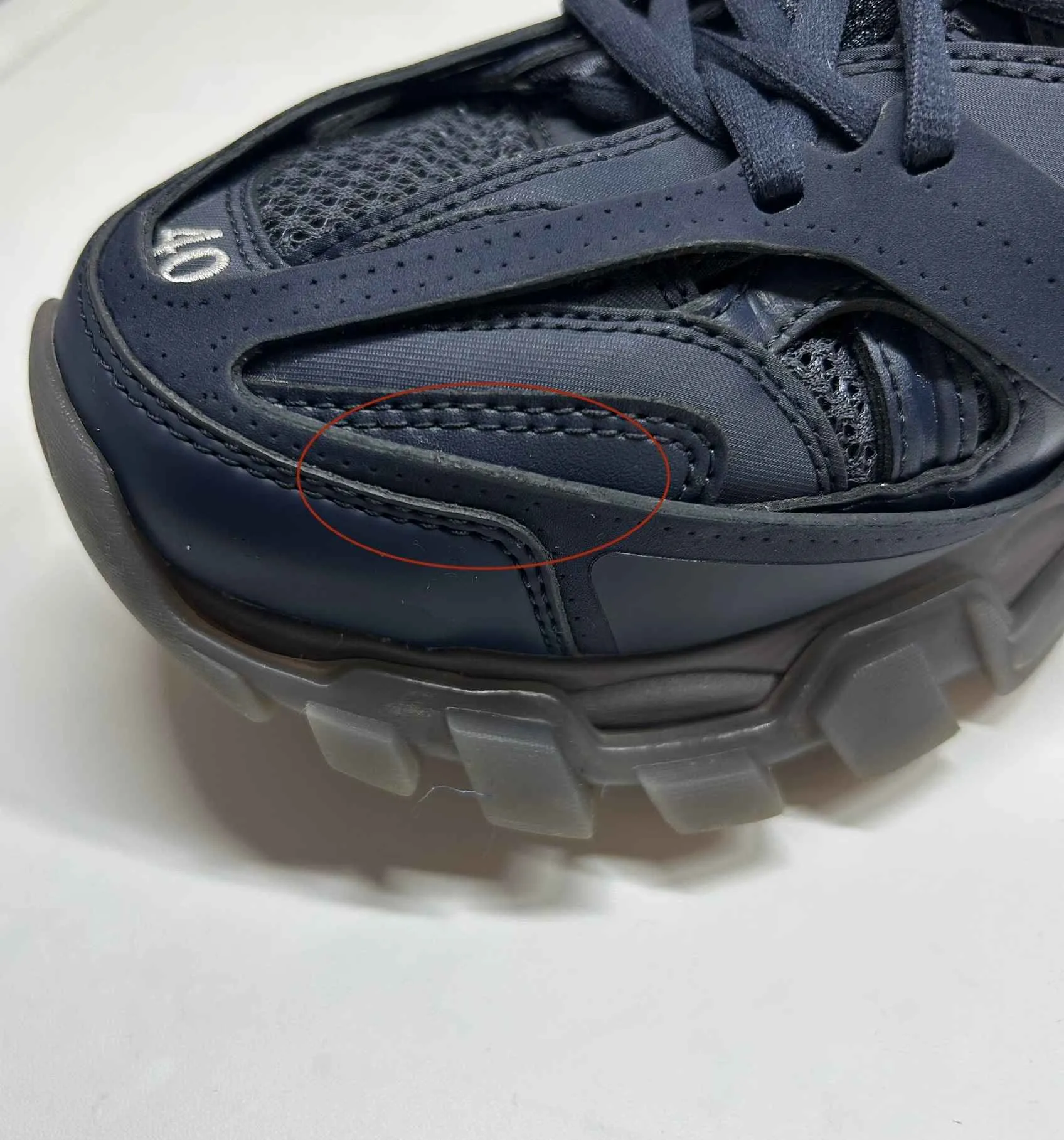 Men's Track Low Trainers Navy Size EU 40 / UK 6