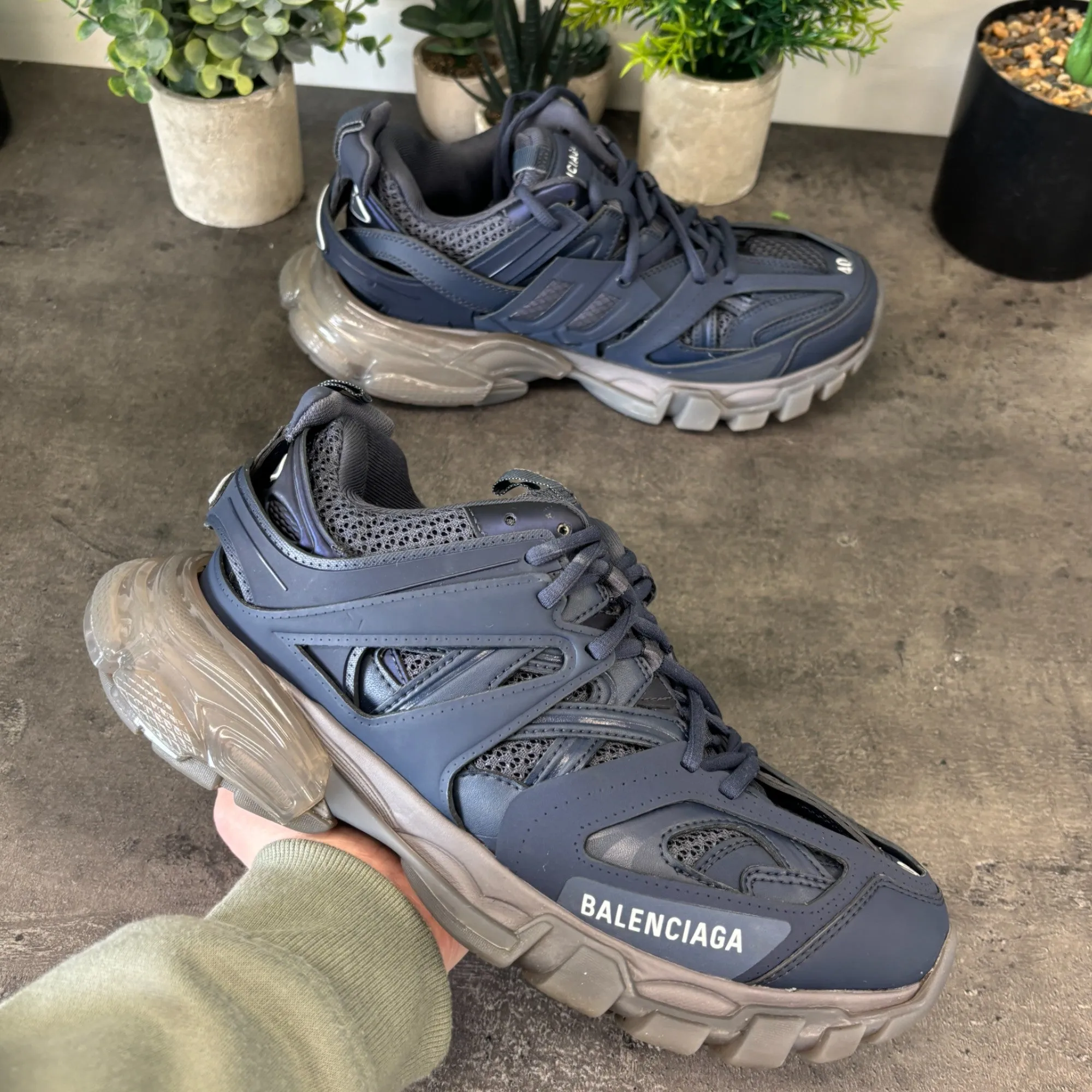 Men's Track Low Trainers Navy Size EU 40 / UK 6