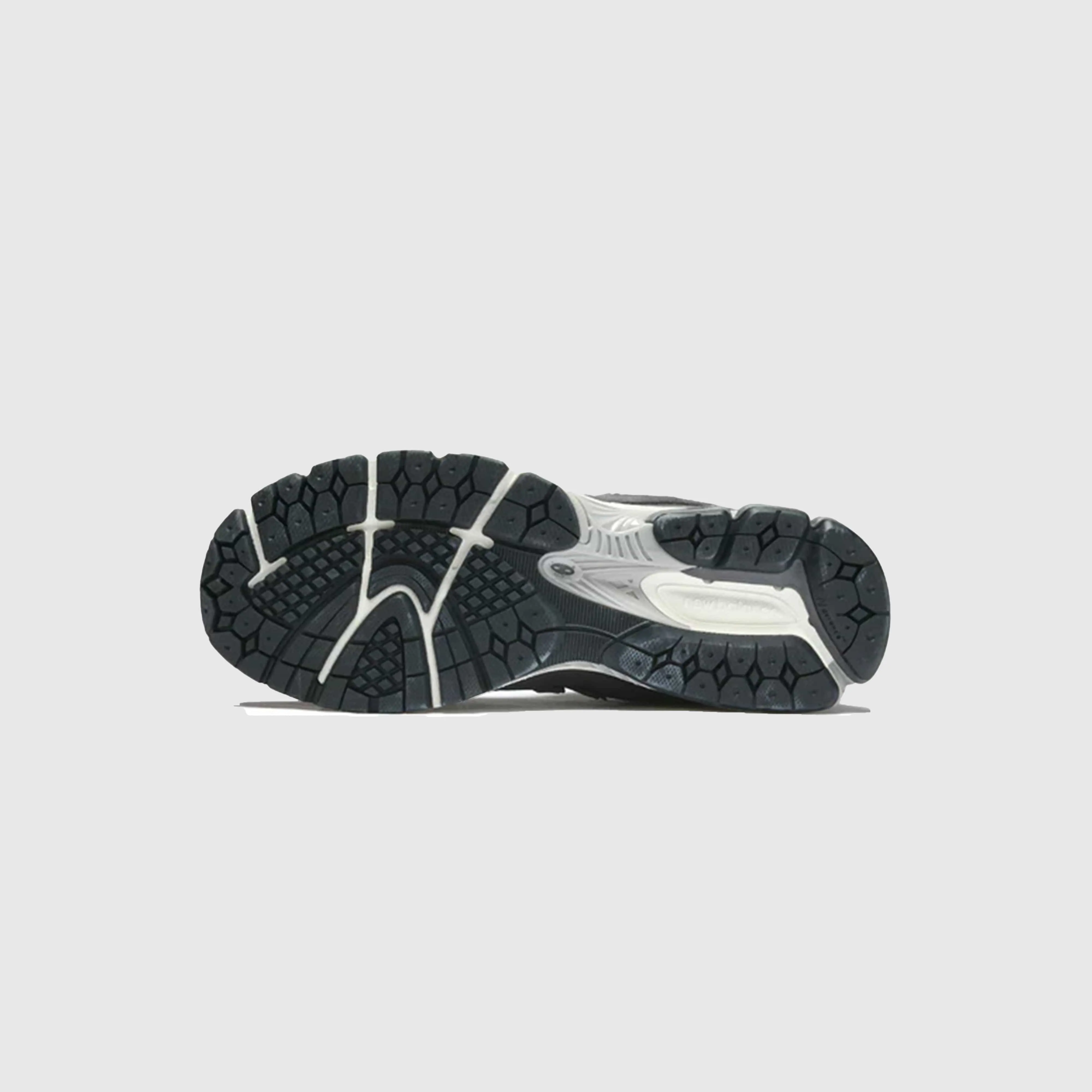 New Balance 2002R - Monochrome Suede