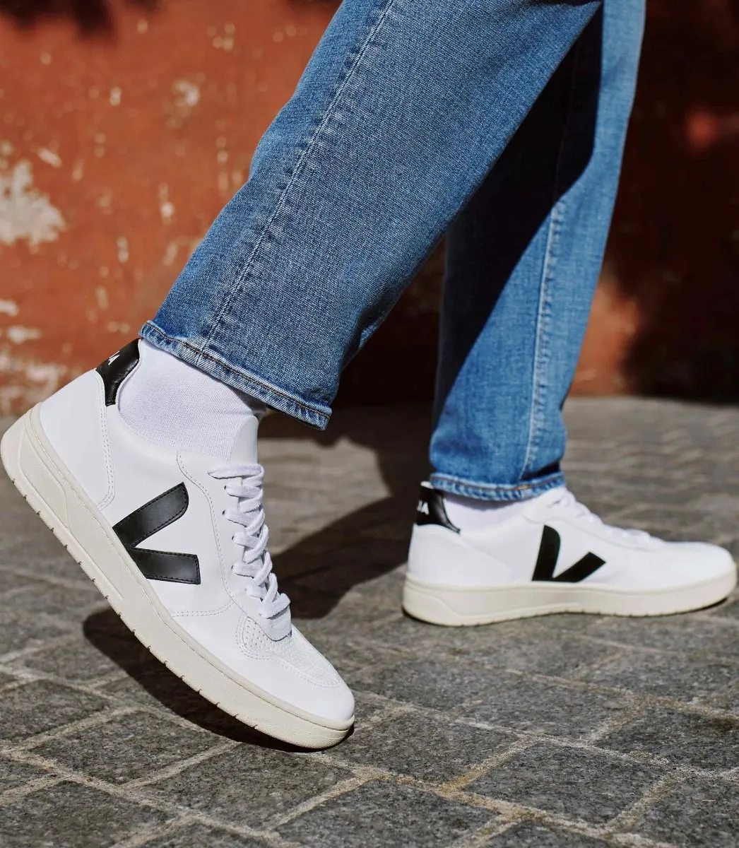 Veja V-10 Leather White Black